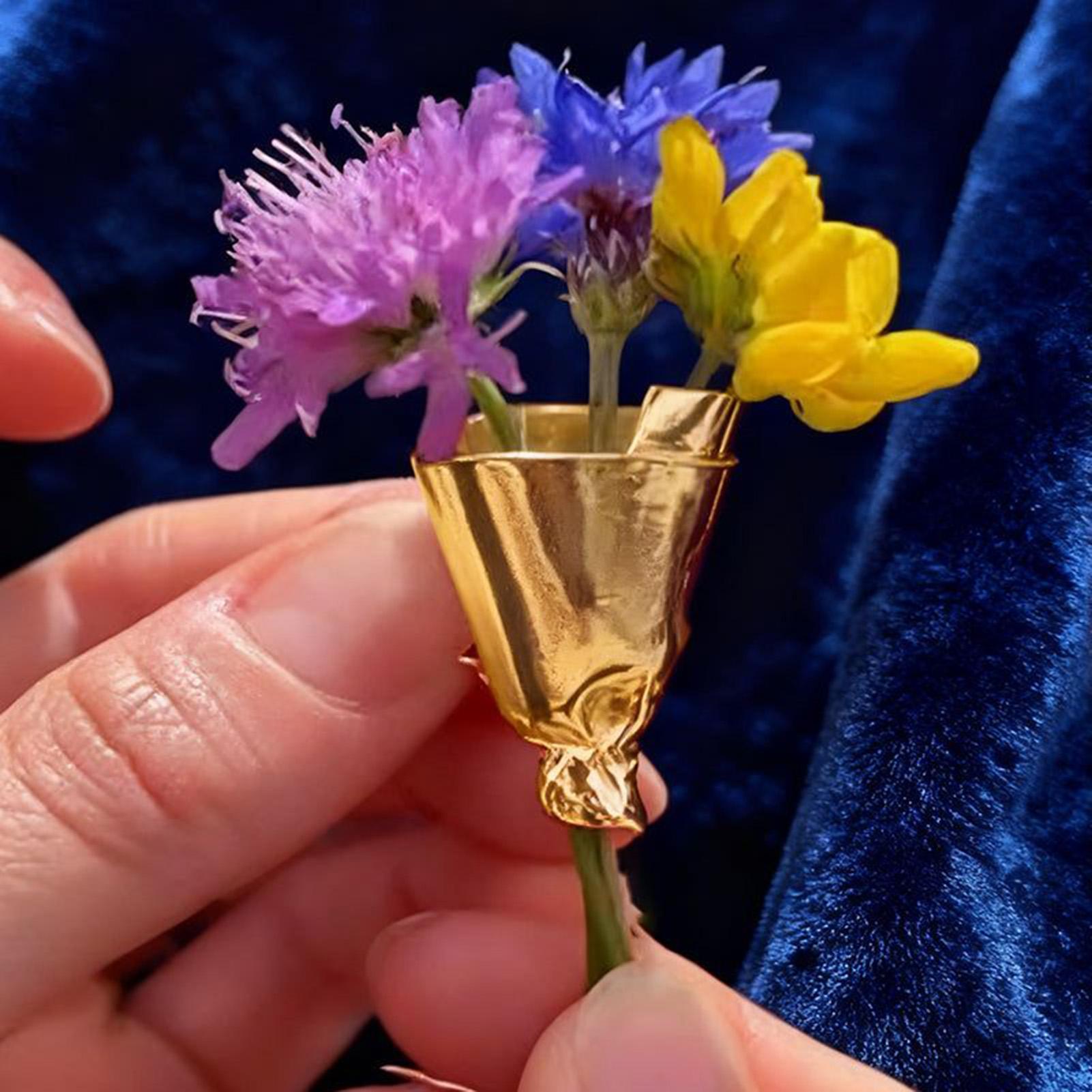 Vrouwen Bloemenboeket Spelden  - Travel Accessories India recensie en prijs